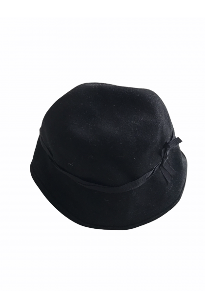 Hat Liz Claiborne
